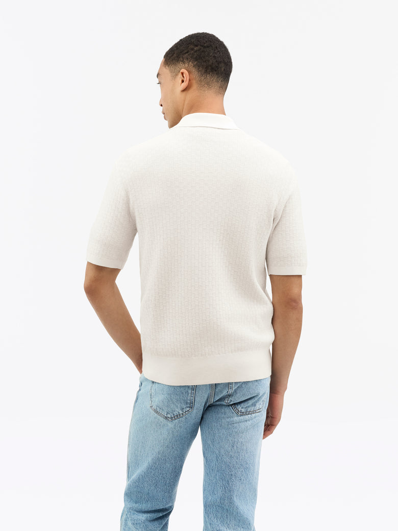090 - WHITE