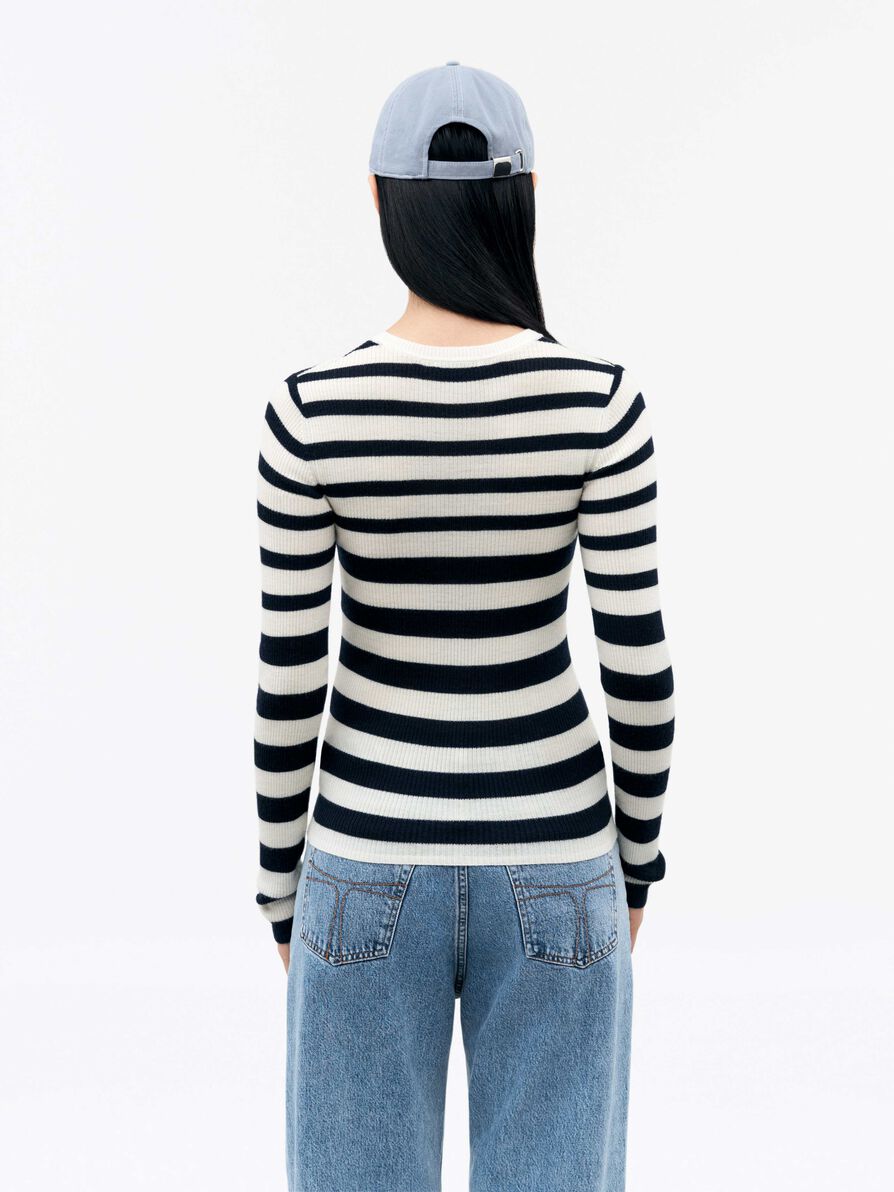Ovie S - Sweater