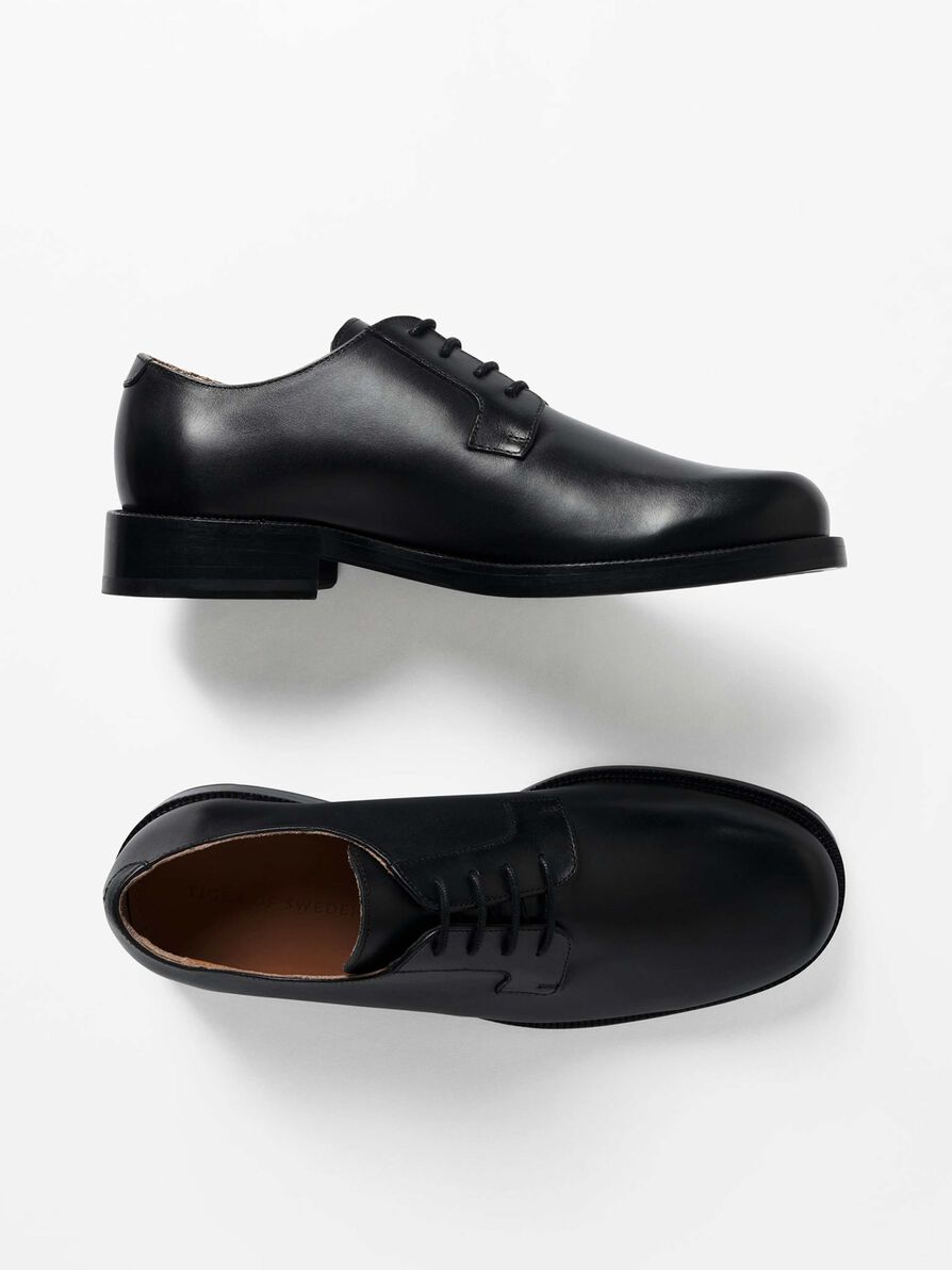 Opuson - Shoe