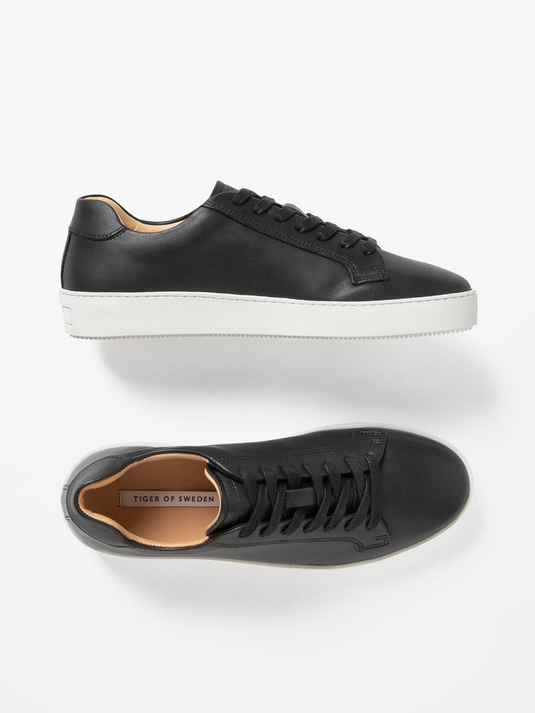 Salas Sneakers - Black
