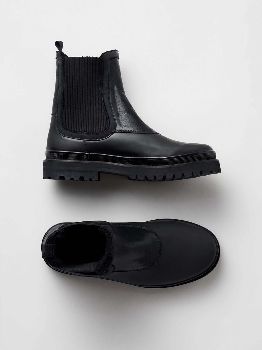 Bratchni - Boot